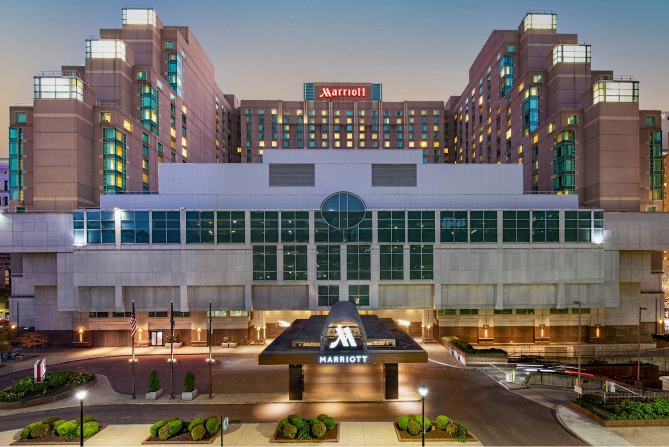 mc-phldt-exterior-main-entrance-25381_Classic-Hor